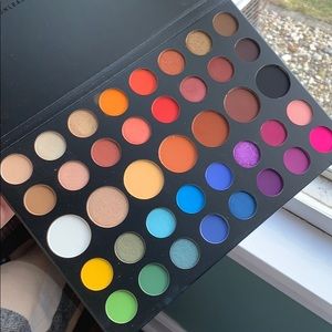 James Charles Morphe palette